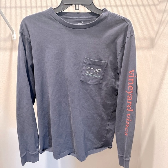 Vineyard Vines Long Sleeve - Picture 2 of 3